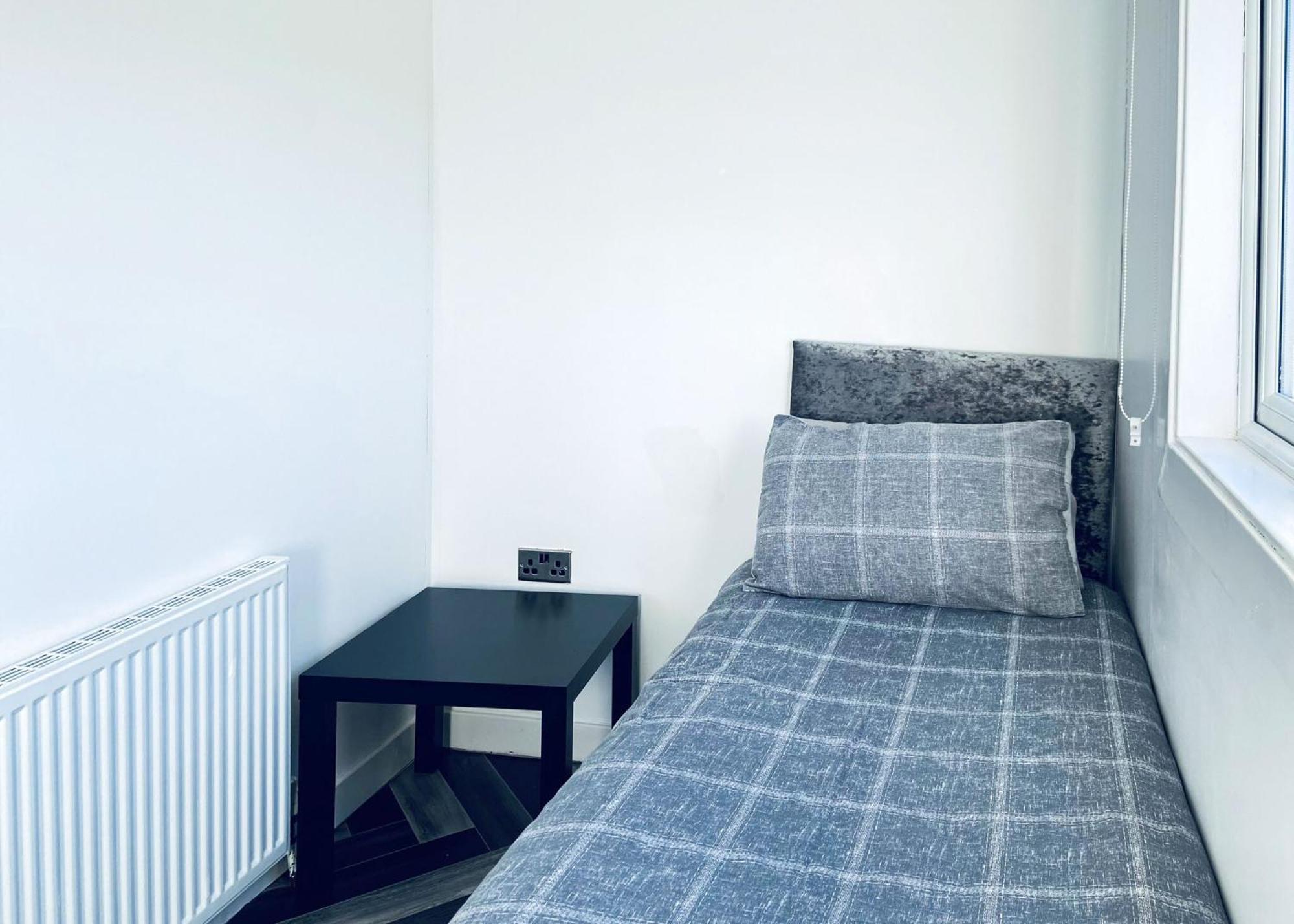 Arran Hills Pods Kilwinning